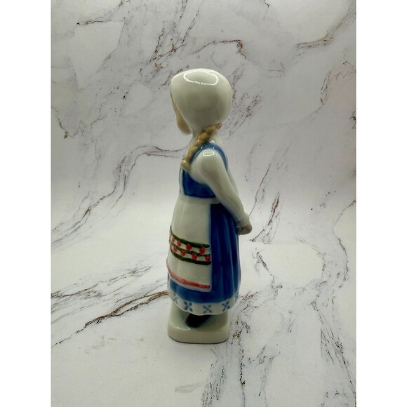 Copenhagen B&G Karin Figure of the Year 1987 Limited Edition 5000/003 Excellent - Picture 4 of 11